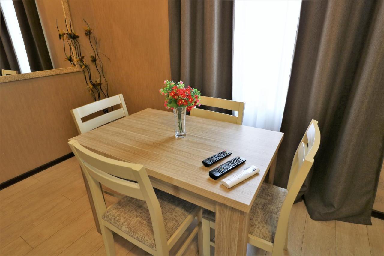 Tabori Apart Hotel Tbilisi Buitenkant foto